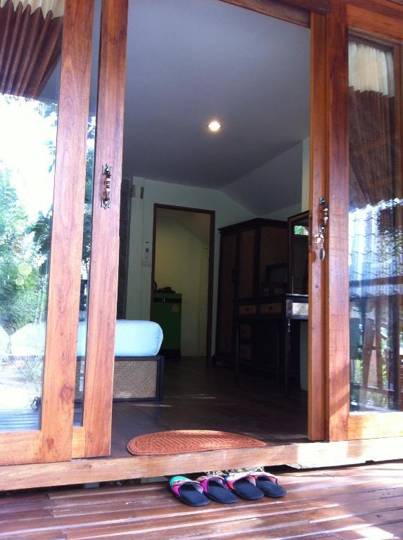 Lanta Happy Hill Hotel Ko Lanta Стая снимка