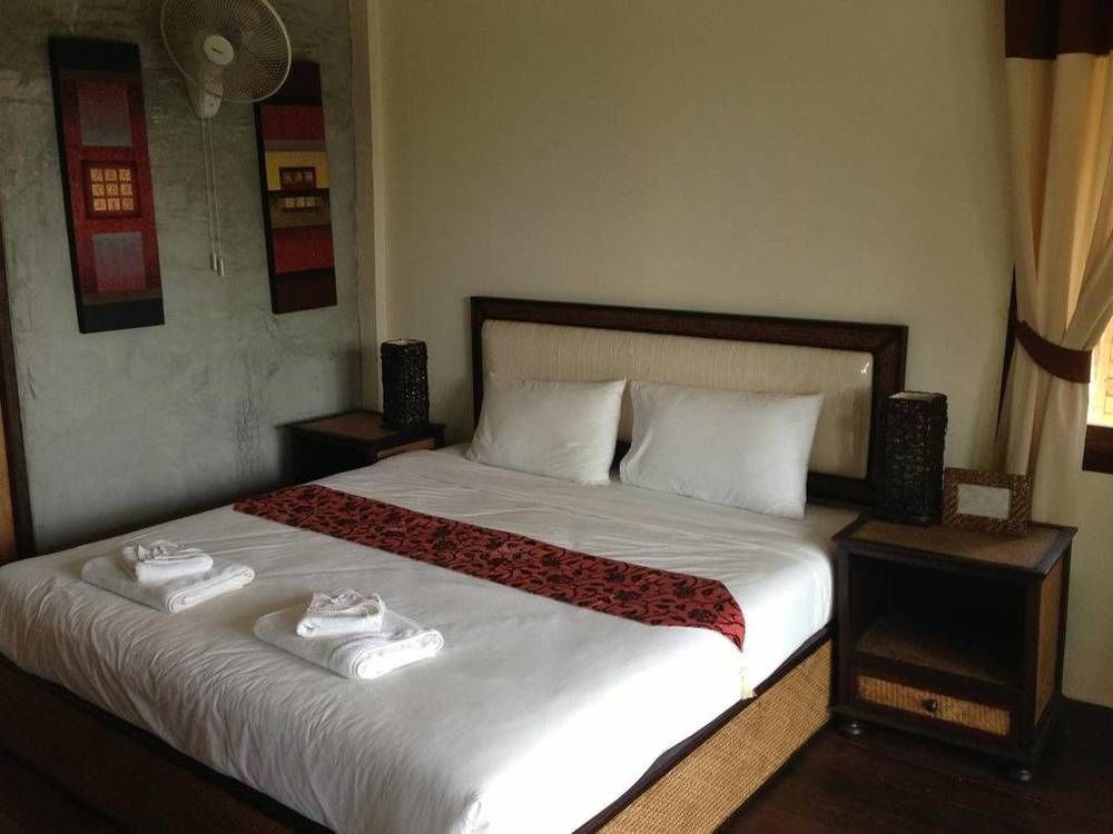 Lanta Happy Hill Hotel Ko Lanta Екстериор снимка