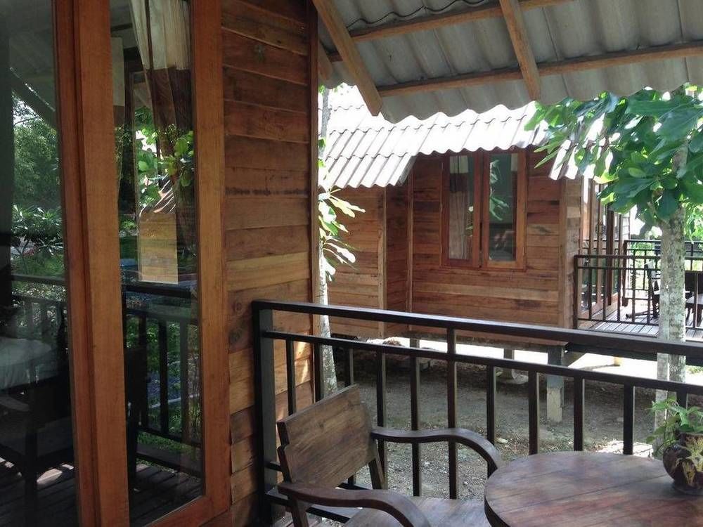 Lanta Happy Hill Hotel Ko Lanta Екстериор снимка